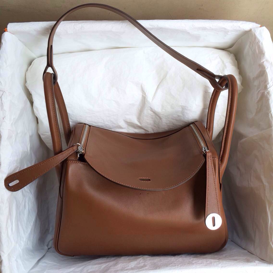High Quality Coffee Color Swift Leather Hermes Lindy Bag30cm Silver Hardware