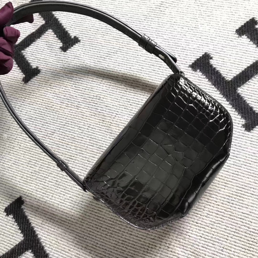 Noble Hermes Shiny Crocodile Leather Cherche Midi20CM Shoulder Bag in Black Silver Hardware