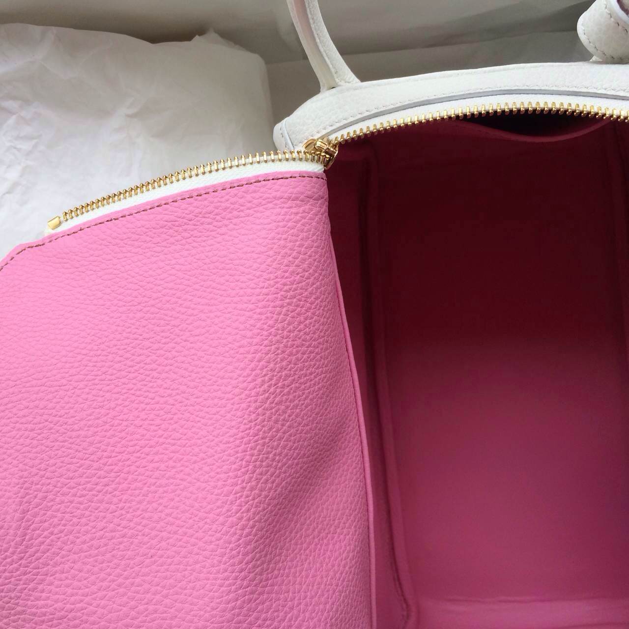Beautiful Hermes Lindy Bag 30cm White/5P Pink Togo Leather Gold Hardware