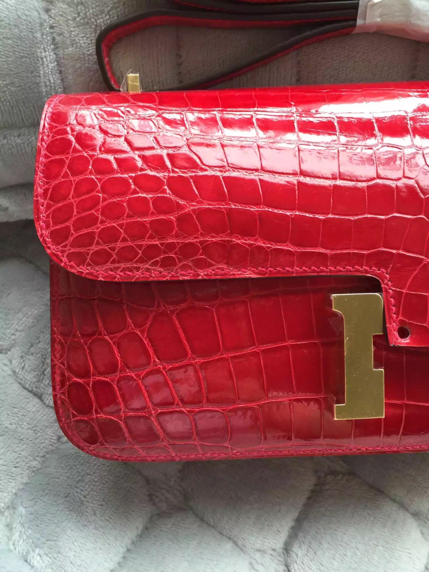 Discount Hermes Constance Bag Ferrari Red Shiny Crocodile Skin Cross-body Bag 26cm
