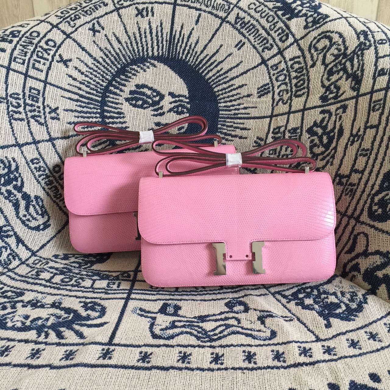 Cheap Hermes 5P Pink Lizard Skin Constance Bag Women&#8217;s Cross-body Bag 26CM