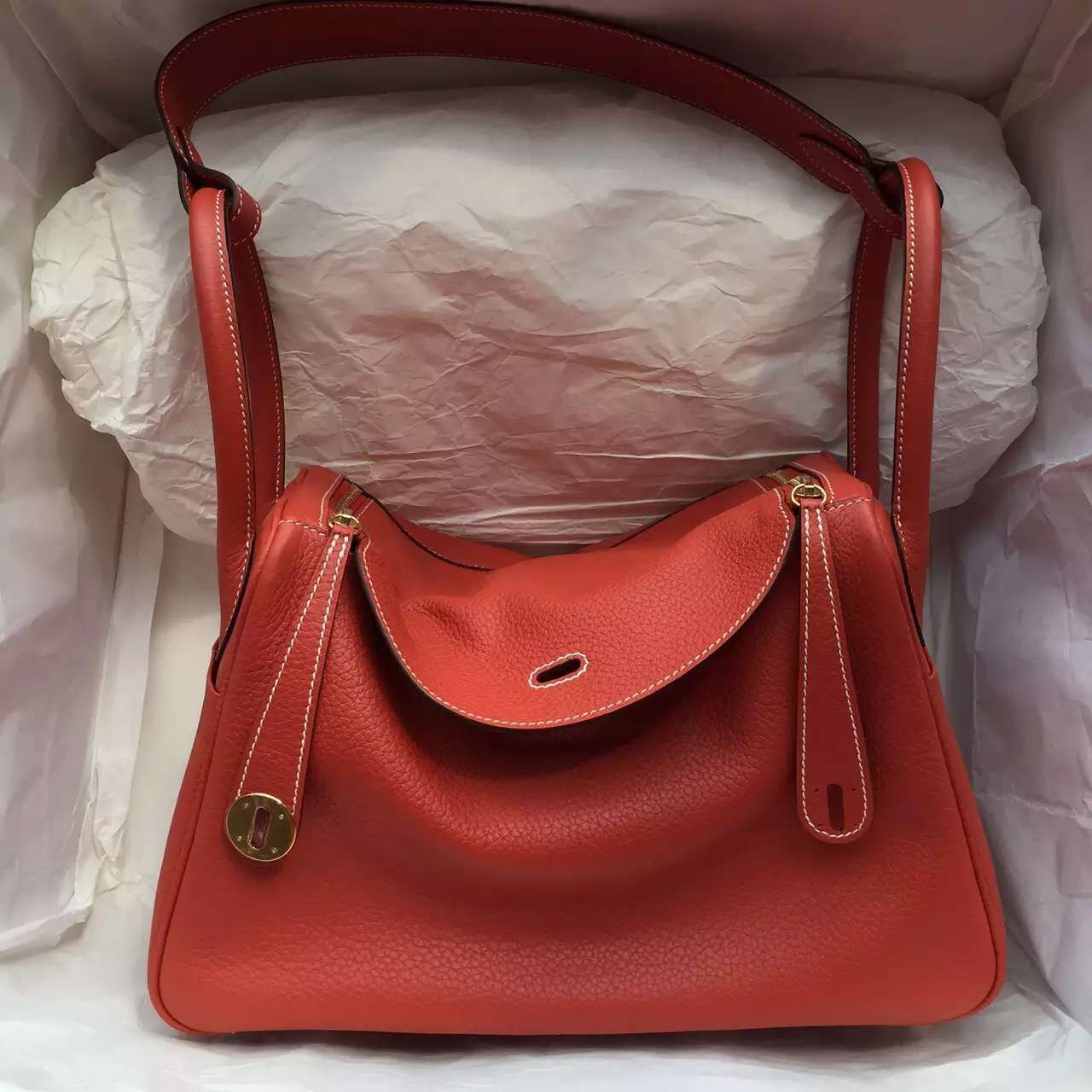 Discount Hermes 9M Salmon Red Togo Leather Lindy Bag 30CM Tote &#038; Shoulder Bag