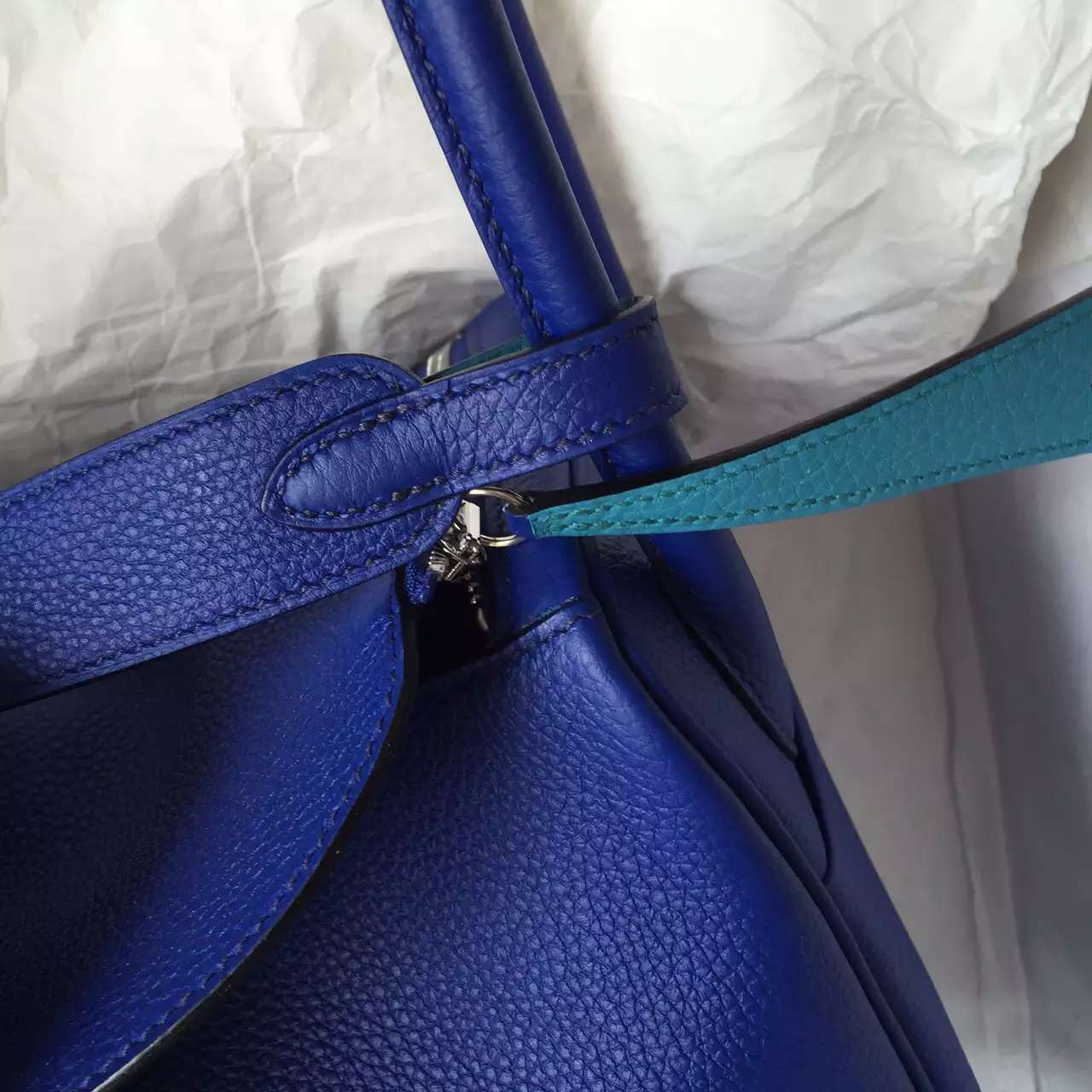 Hot Sale Hermes 7T Blue Electric &#038; 7B Turquoise Blue Togo Leather Lindy 26CM