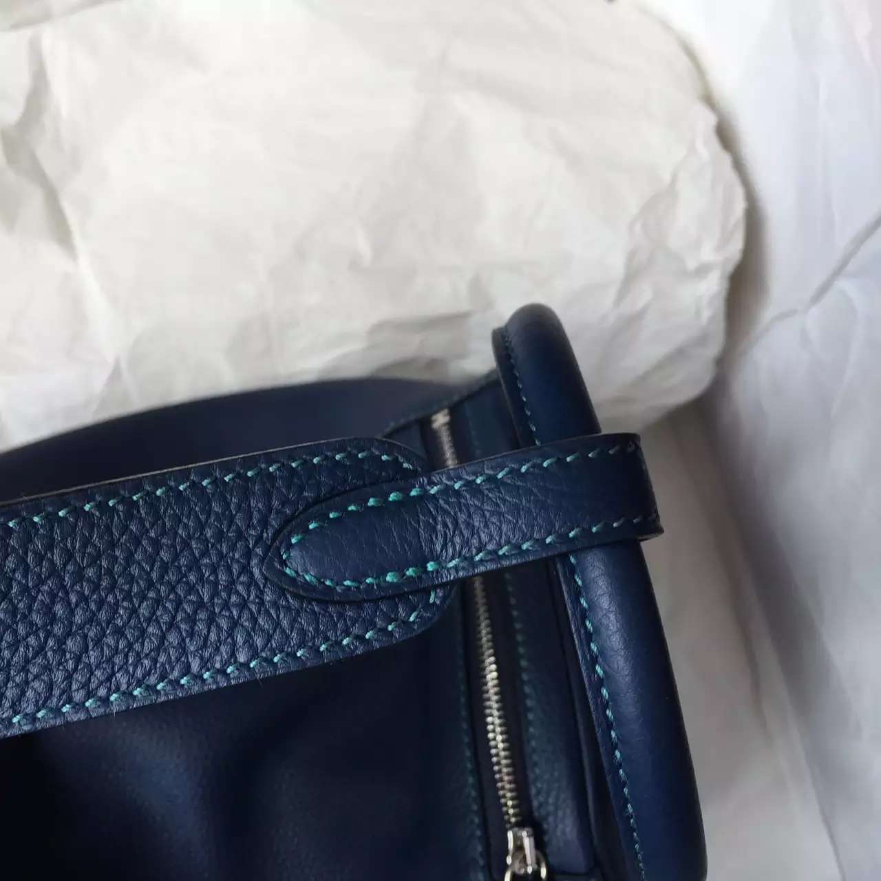 7K Blue Saphir &#038; 7B Turquoise Blue Togo Leather Hermes Lindy Bag 26CM Silver Hardware