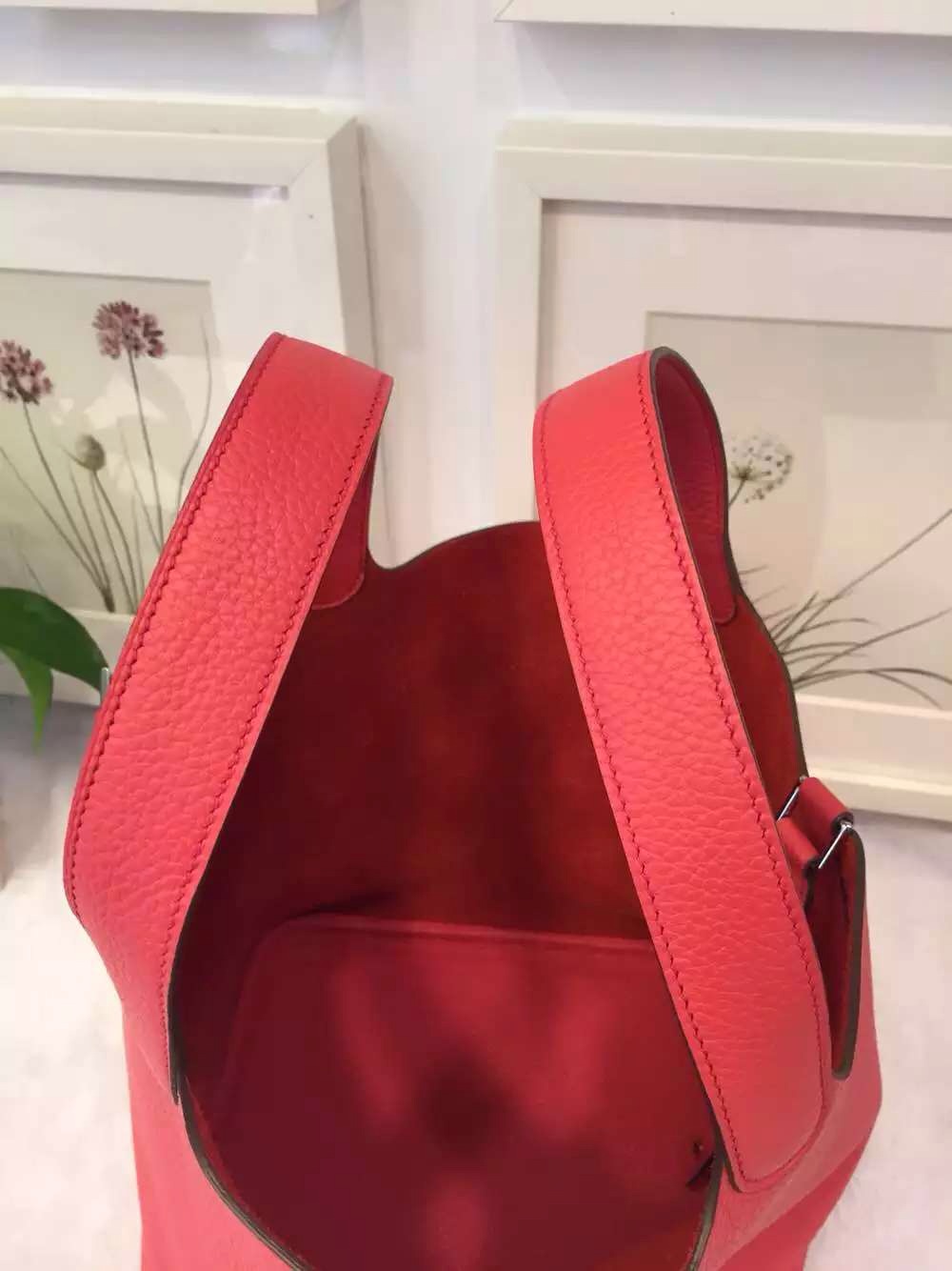 Luxury Hermes France Togo Leather Picotin Lock Bag in 2R Peony Red Two Size