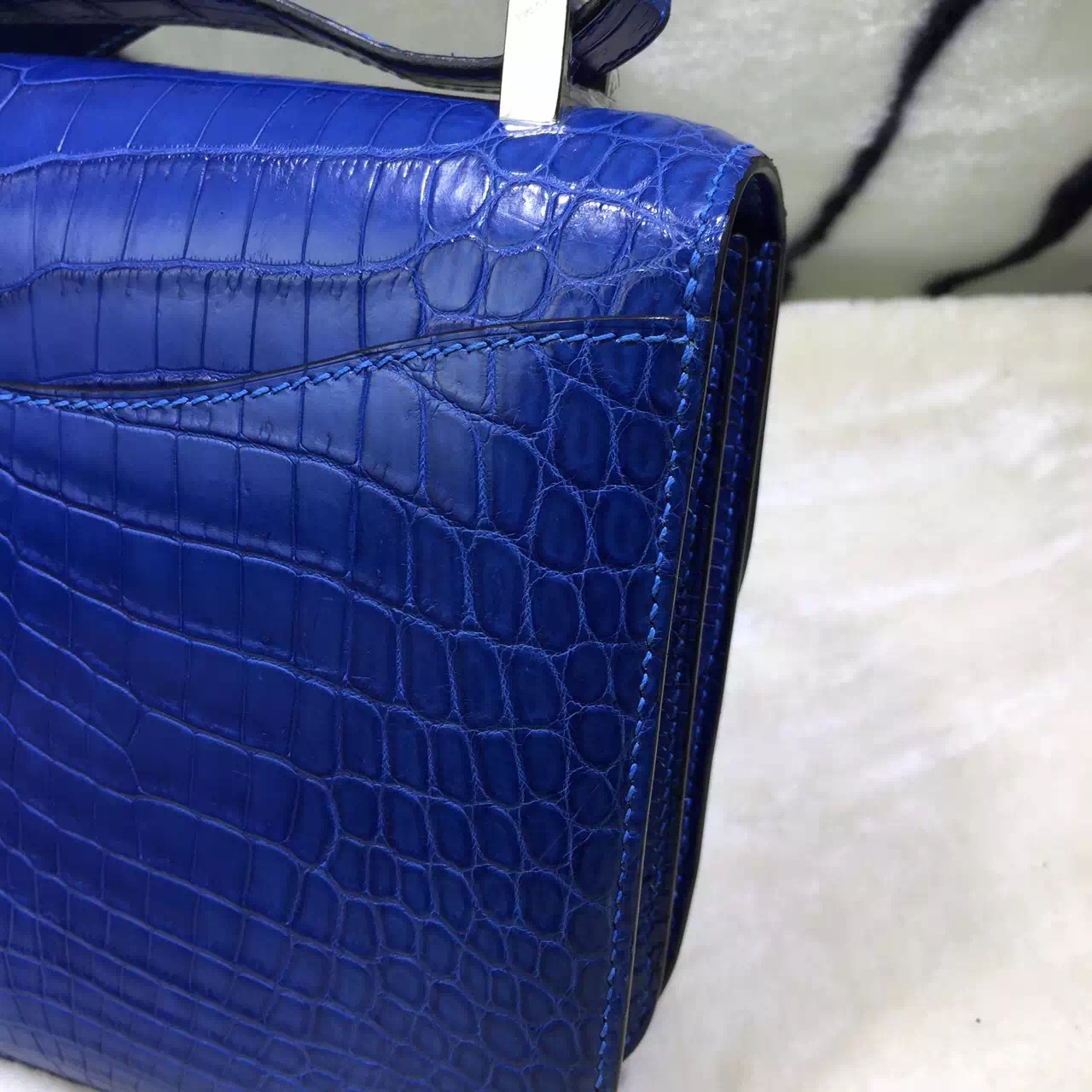 Luxury Women&#8217;s Bag Hermes 7Q Mykono Blue Crocodile Skin Constance Bag 24CM