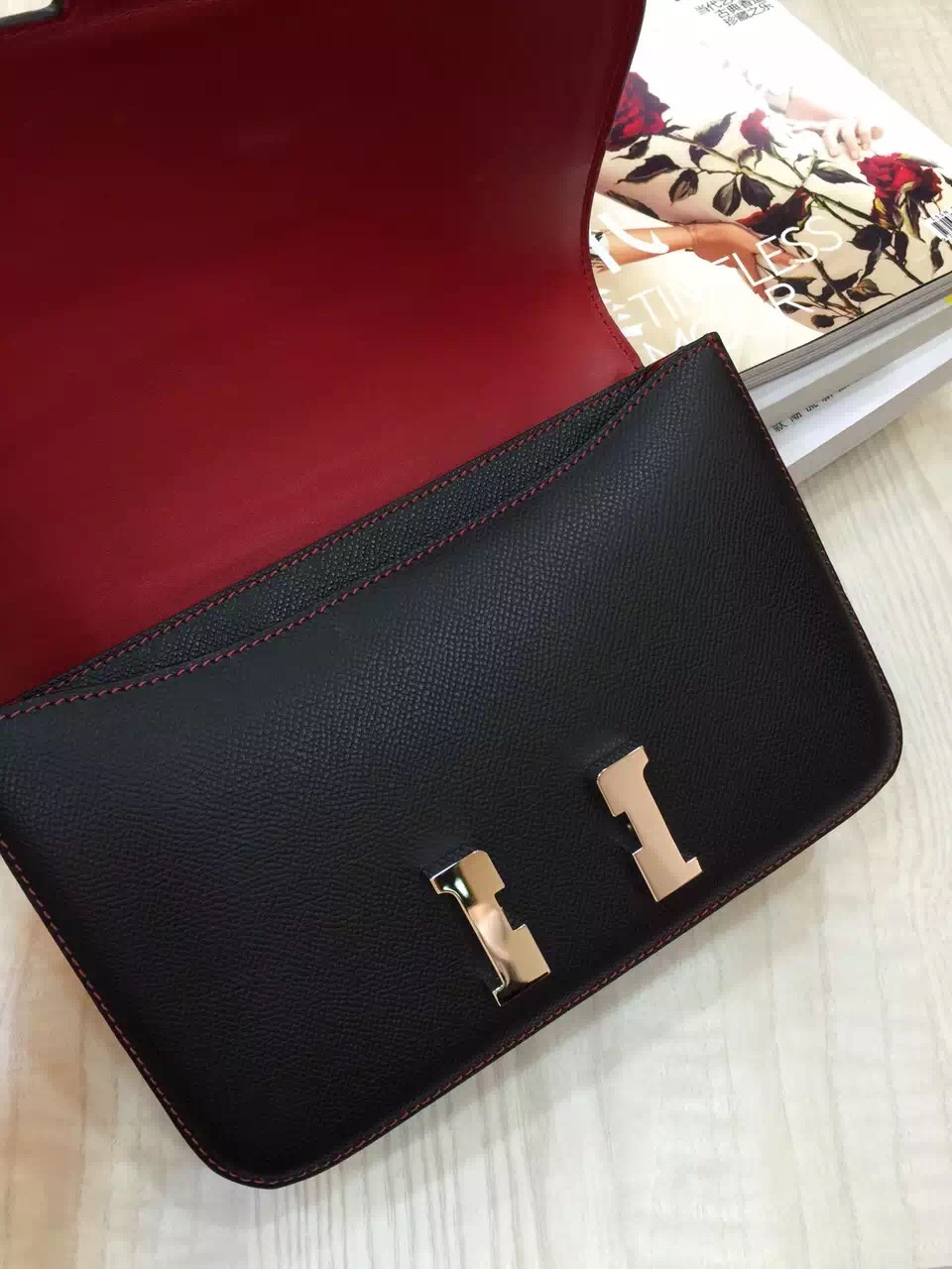 Hermes Epsom Leather Constance Bag 24CM Black &#038; Red inner Women&#8217;s Cross-body Bag