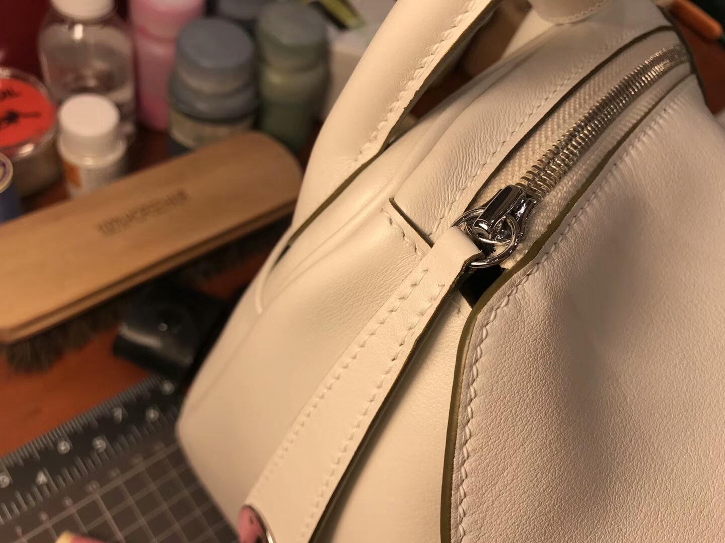 Hand Stitching Hermes CK10 Craie Swift Calf Lindy Bag26/30cm Silver Hardware