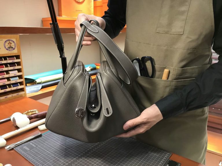 Hermes Togo Calf Lindy 26/ 30CM Tote Bag in 8F Gris Etain Silver Hardware