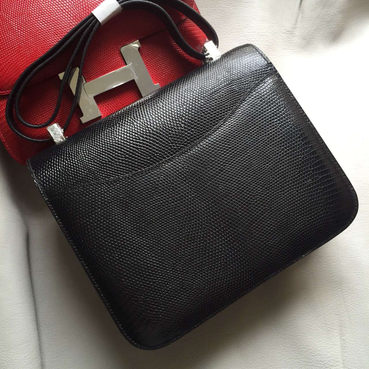 Hand Stitching Hermes Shiny Lizard Leather Constance Bag in CK89 Black
