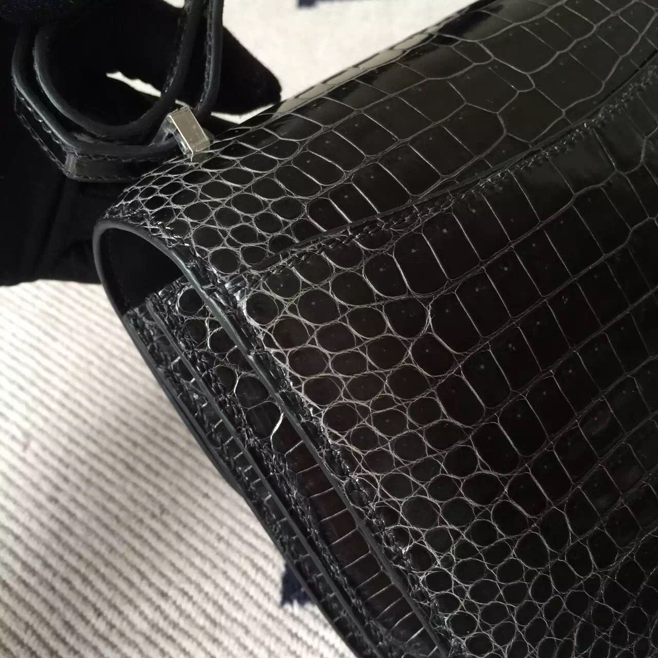 Sale Hermes CK33 Graphite Crocodile Shiny Leather Constance Bag19cm
