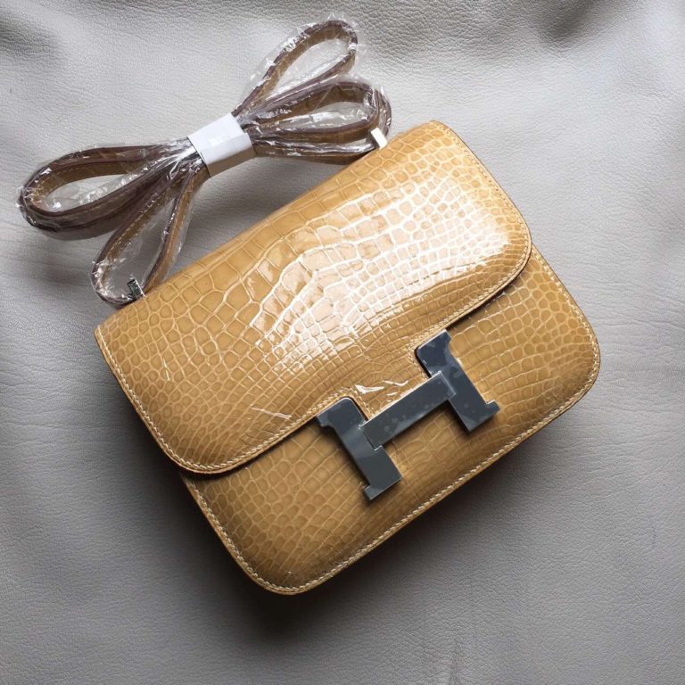 Hermes Apricot Crocodile Shiny Leather Constance Bag 19cm