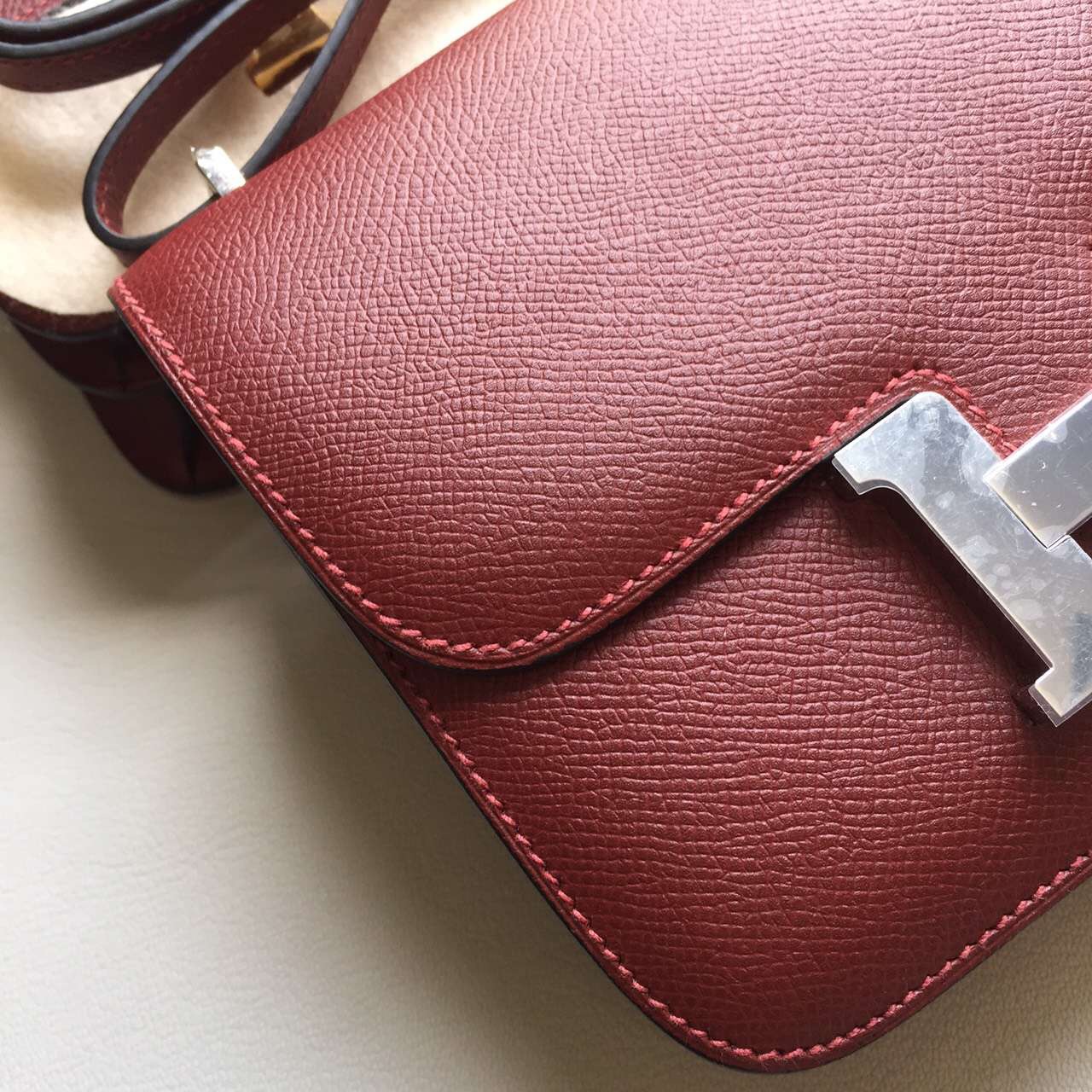 New Arrival Hermes Epsom Calfskin Leather Constance Bag19cm in  Hermes Red