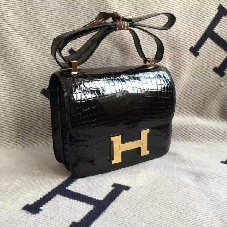 Hermes Crocodile Shiny Leather Constance Bag in CK89 Black