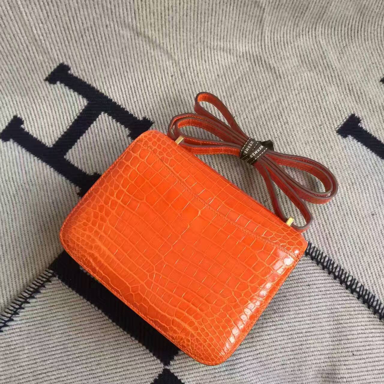 Discount Hermes 93 Orange Crocodile Shiny Leather Constance Bag 19cm