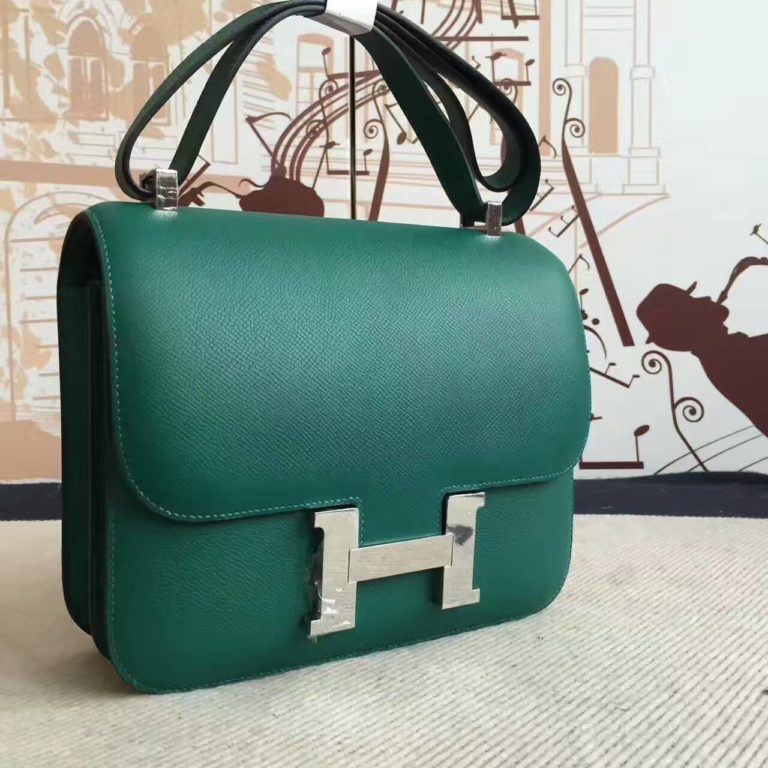 On Hermes Z6 Malachite Green Epsom Leather Constance Bag  24CM