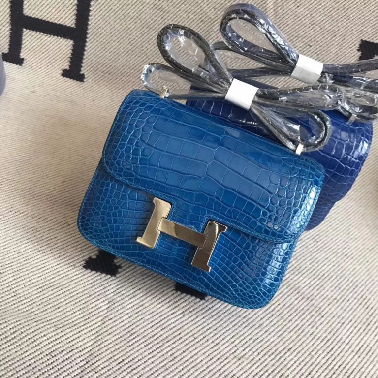 Hermes Constance 19cm Shoulder Bag in  7Q Mykonos Blue Crocodile Leather