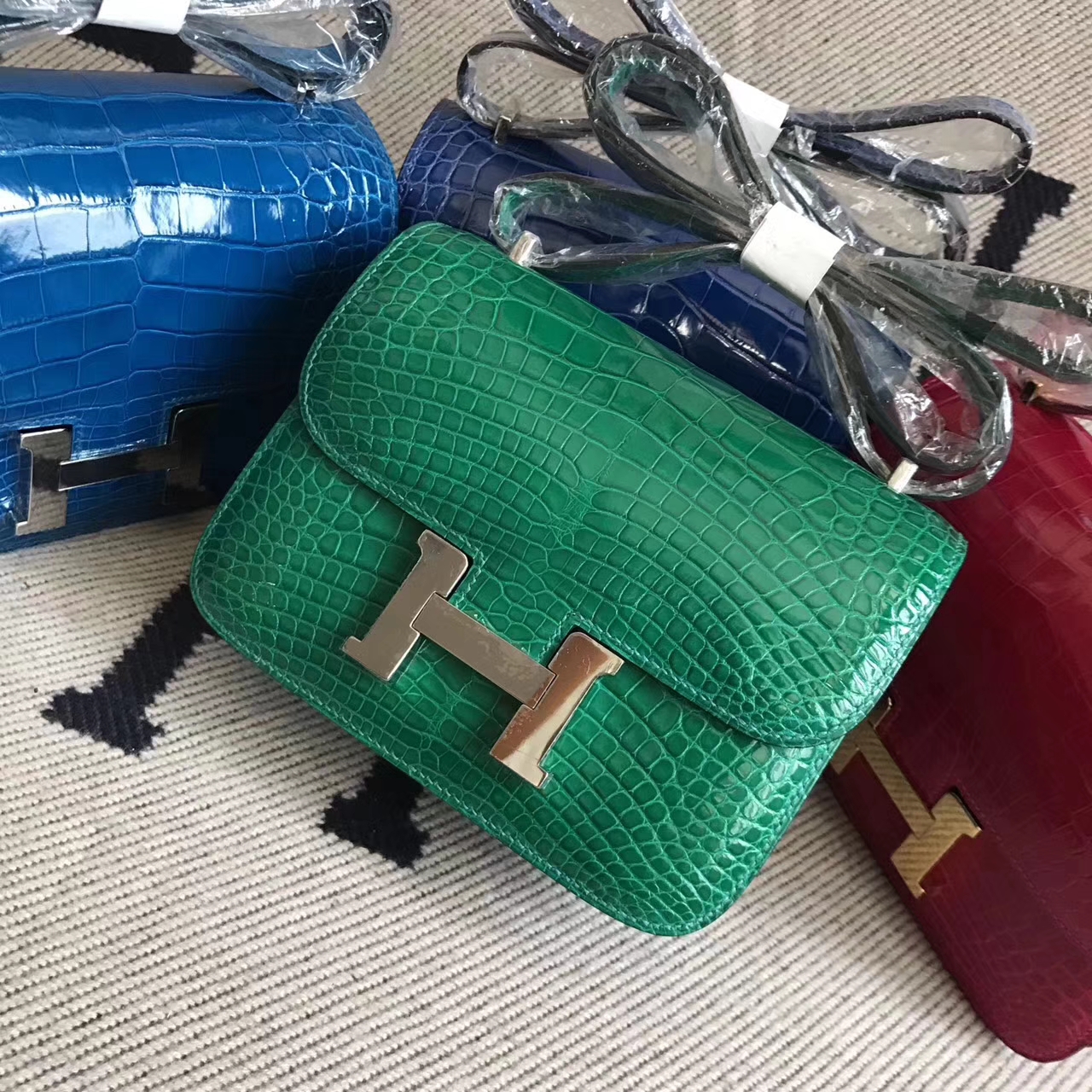 New Arrival Hermes 6Q Emerald Green Shiny Crocodile Leather Constance Bag19cm