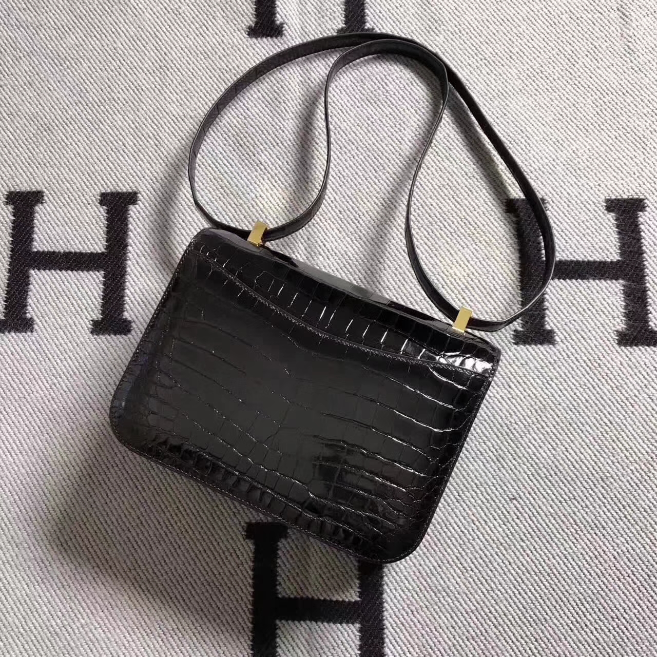 Cheap Hermes Black Shiny Crocodile Leather Constance Bag 24cm