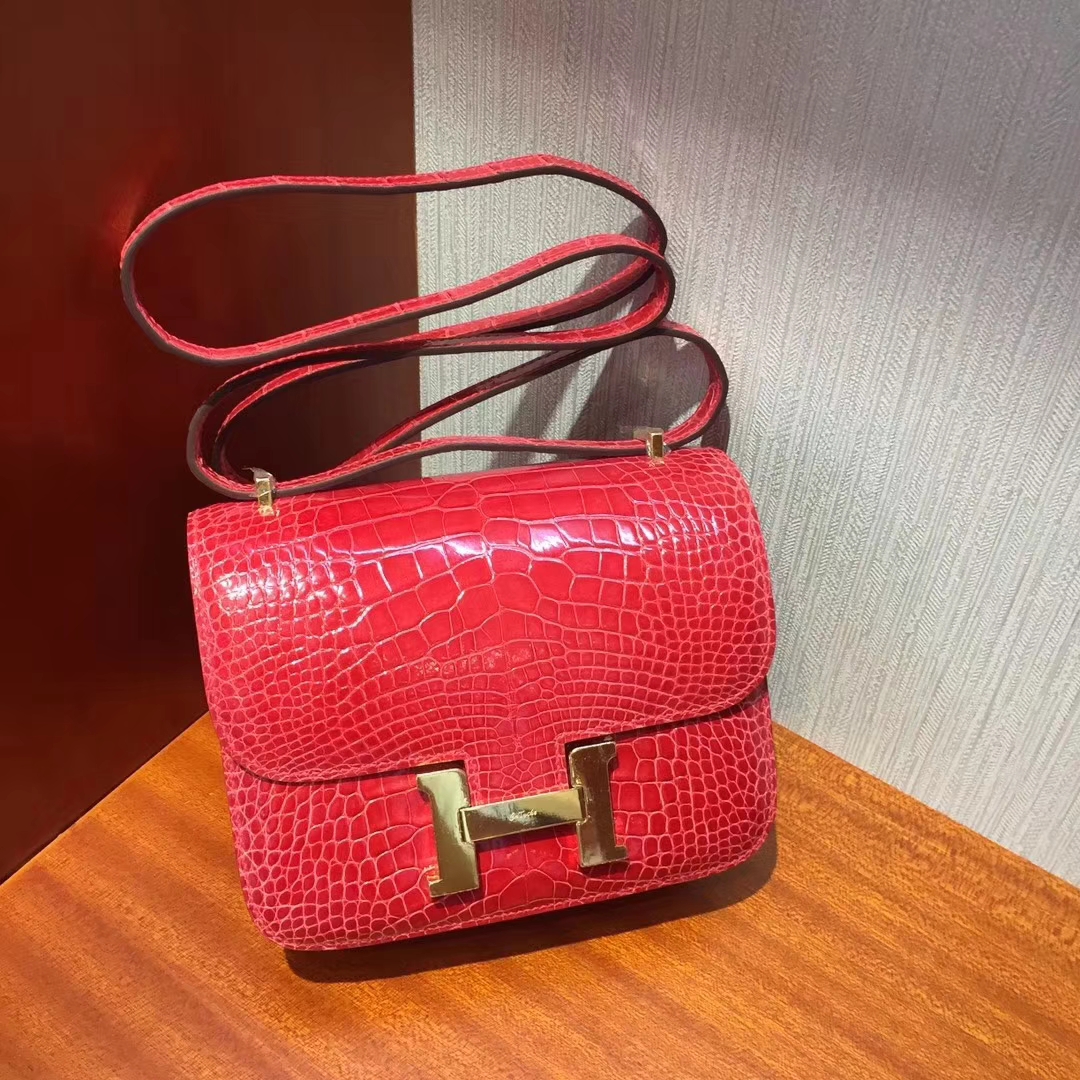 New Arrival Hermes A5 Bougainvillier Red Shiny Crocodile Constance19CM Bag