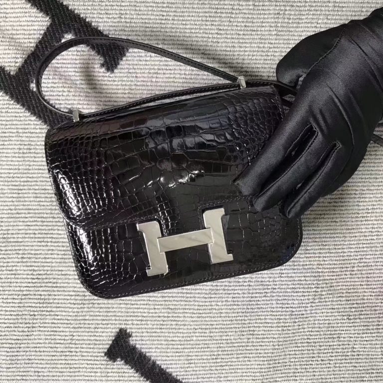 Hermes Black Shiny Crocodile Leather Constance Bag 19CM Silver Hardware