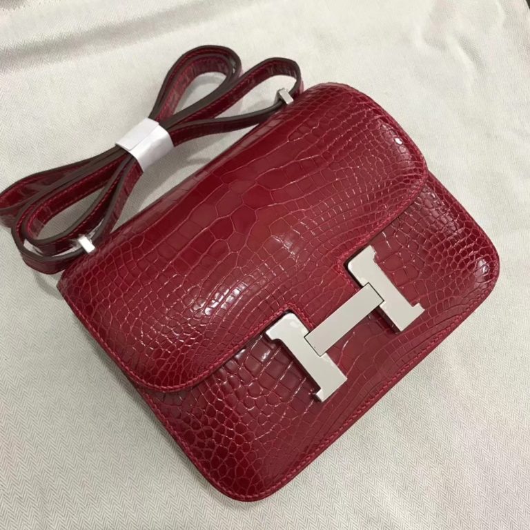 Hermes Q5 Rouge Casaque Shiny Crocodile Leather Constance Bag 18CM
