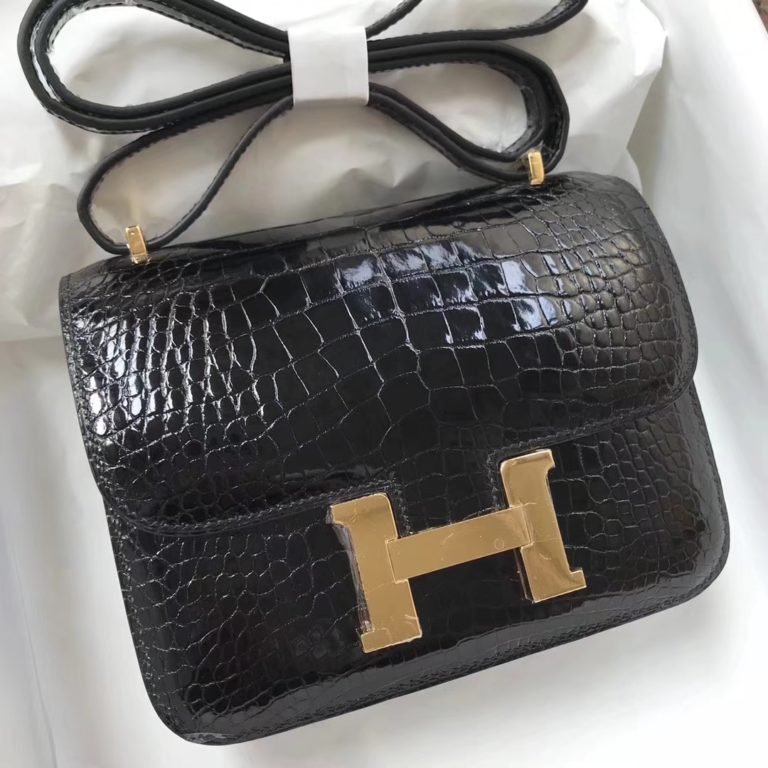 Hermes CK89 Black Shiny Crocodile Leather Constance Bag 18CM Gold Hardware