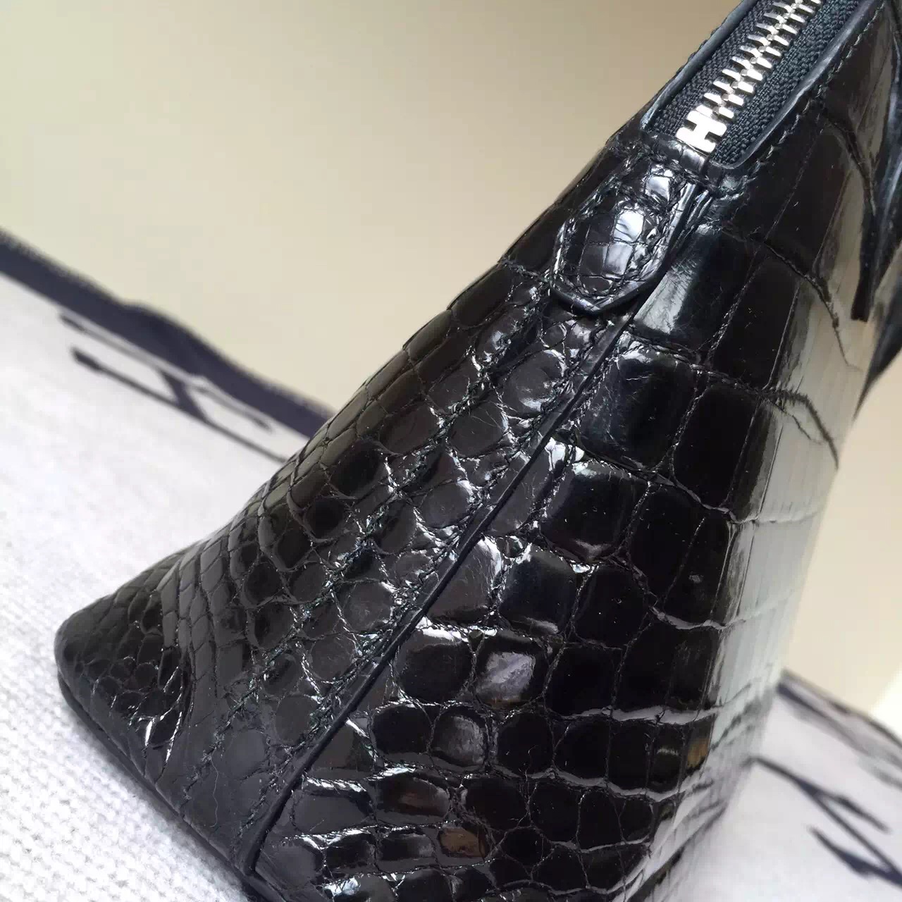 New Fashion Hermes Bolide Bag27cm Black Crocodile Shiny leather