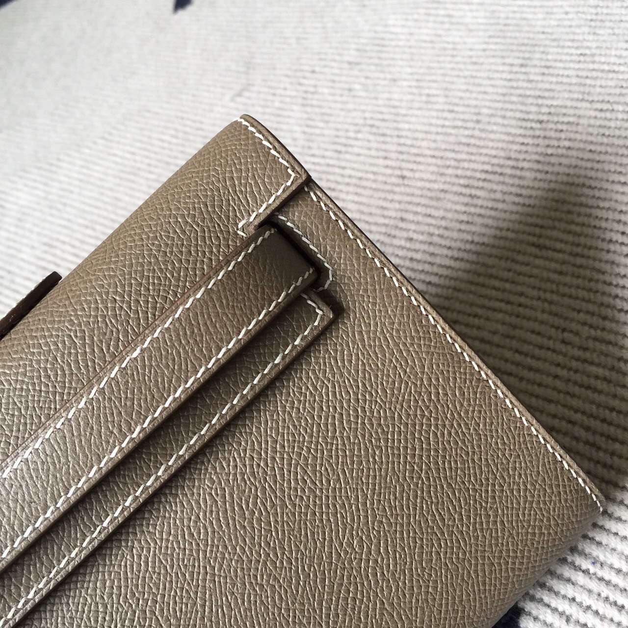 Hand Stitching Hermes C81 Etoupe Grey Epsom Leather Kelly Cut Handbag 31cm