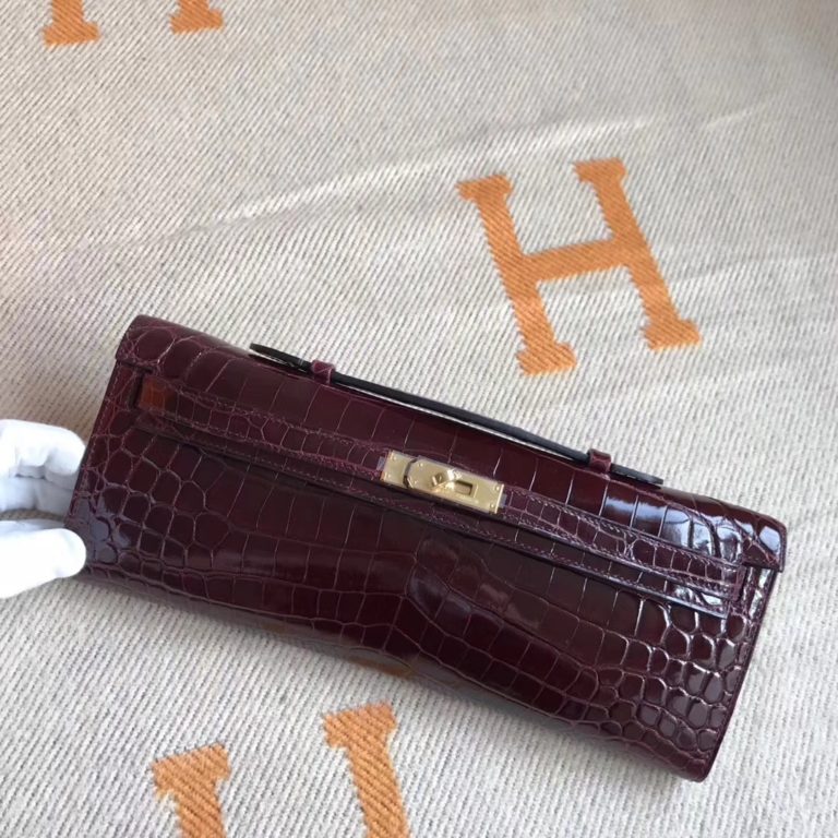 Hermes CK57 Bordeaux Shiny Crocodile Kelly Cut Bag 31CM Gold Hardware