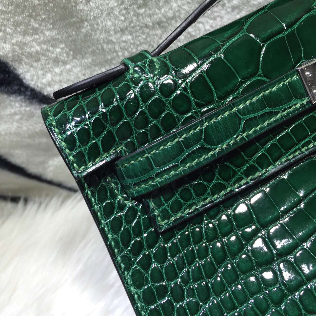 Hand Stitching Hermes Mini Kelly Bag CK67 Emerald Green Crocodile Skin