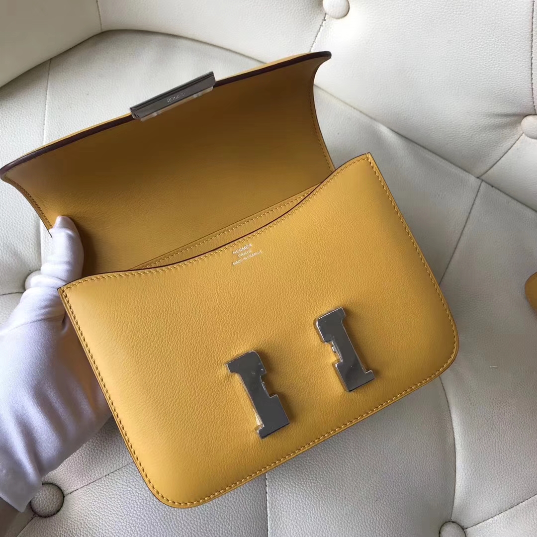 Wholesale Hermes 9D Ambre Yellow Swift Calf Constance18CM Bag Silver Hardware
