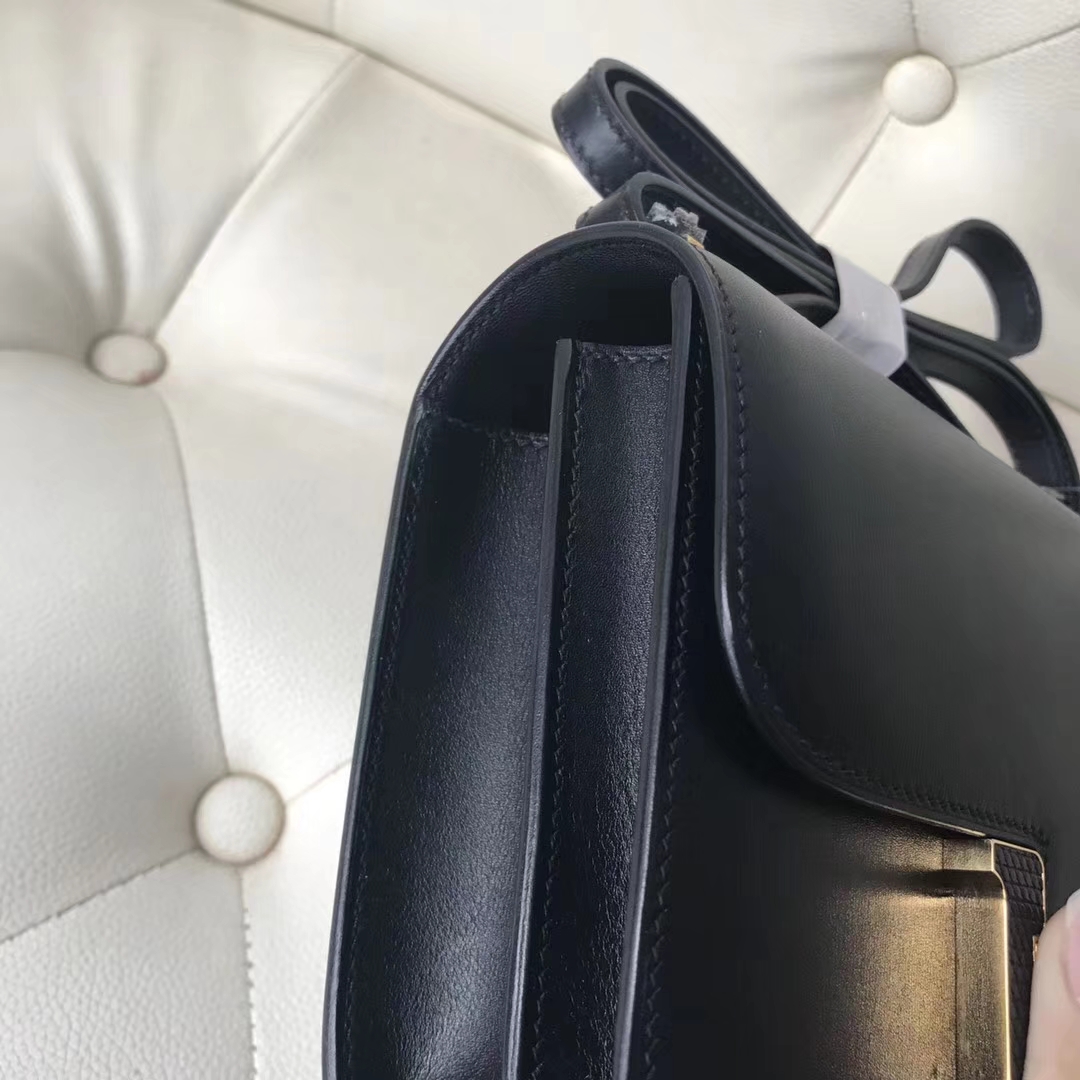 Fashion Hermes CK89 Black Box Calf Leather Constance18CM Bag Gold Lizard Hardware