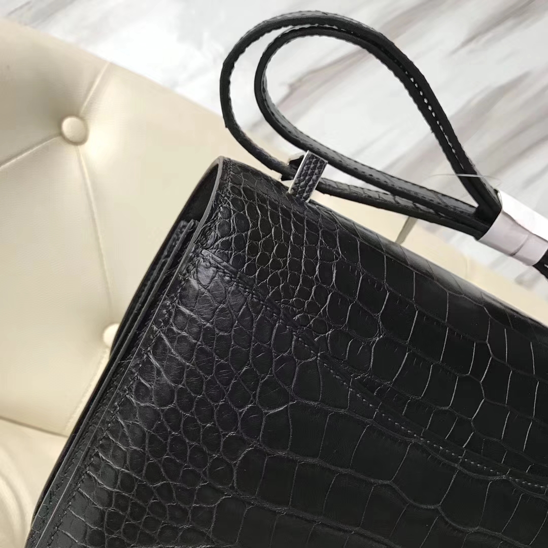 Elegant Hermes CK89 Black Alligator Matt Crocodile Constance Bag24CM Silver Lizard Hardware