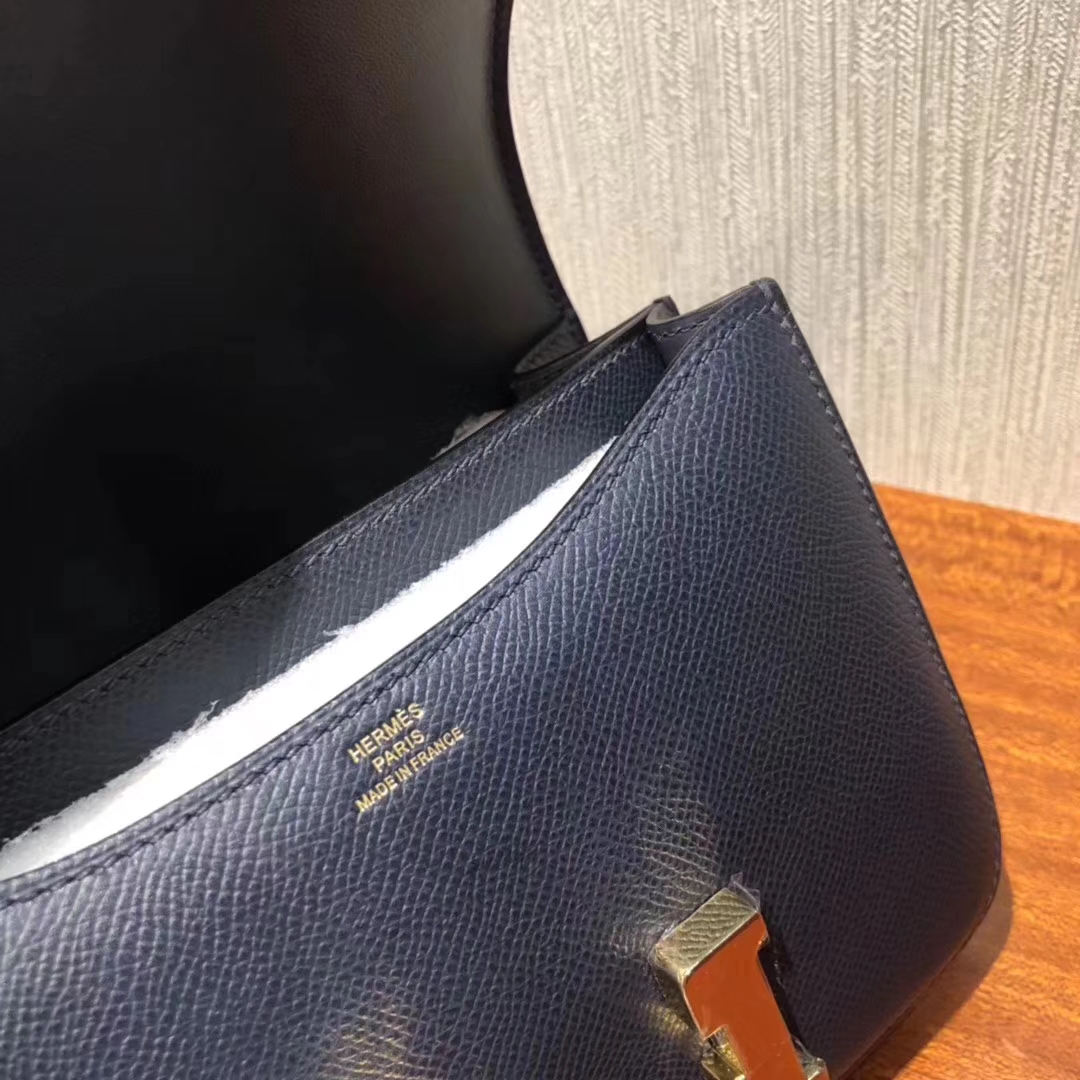 Sale Hermes Epsom Calf Constance19CM Shoulder Bag in CK78 Blue Indgo Gold Hardware