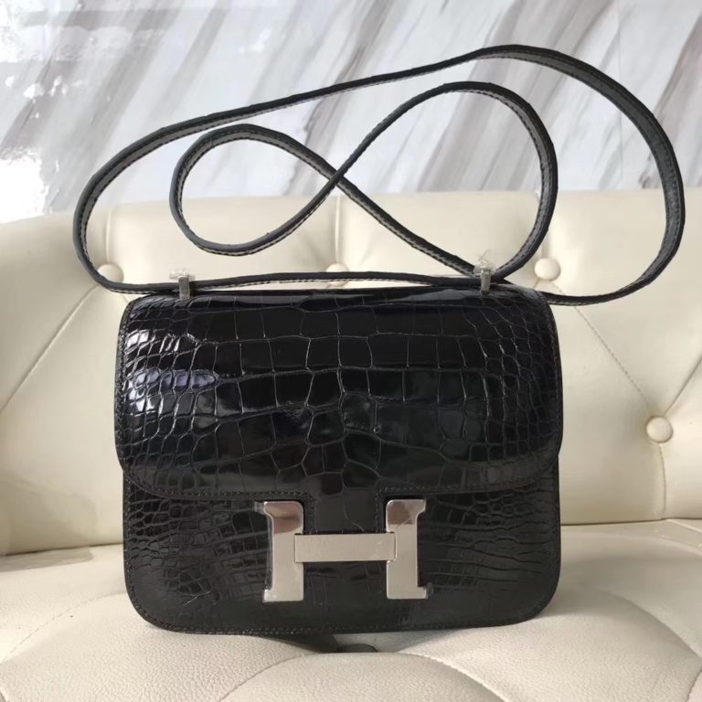 Hermes CK89 Black Shiny Crocodile Leather Constance 18CM Shoulder Bag