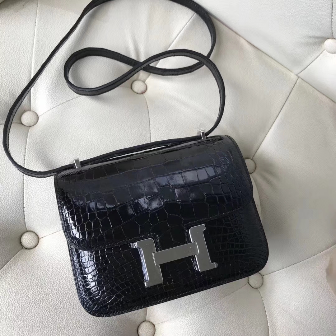Fashion Hermes CK89 Black Shiny Crocodile Leather Constance18CM Shoulder Bag