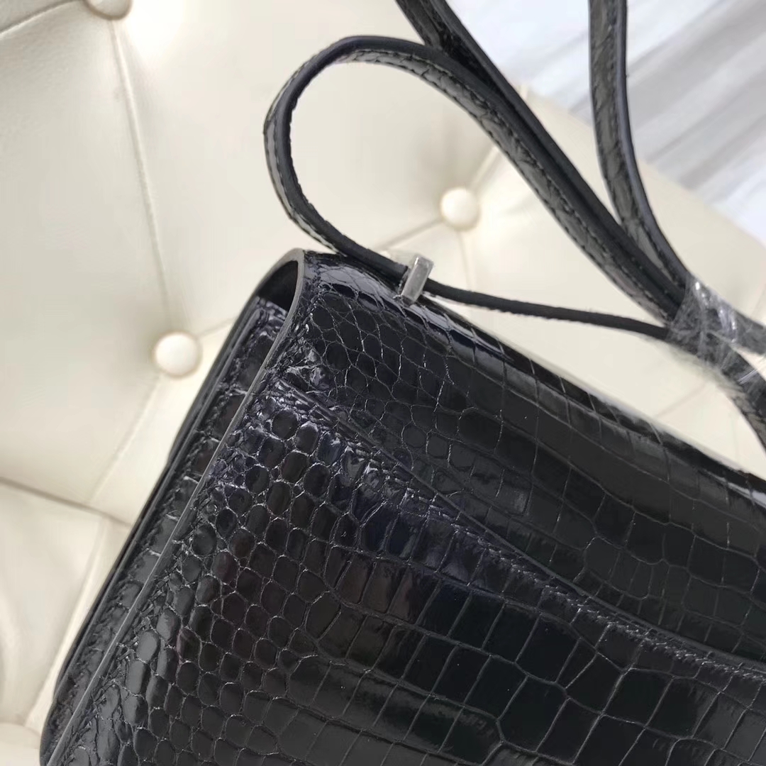 Fashion Hermes CK89 Noir Porosus Shiny Crocodile Constance18CM Bag Silver Hardware