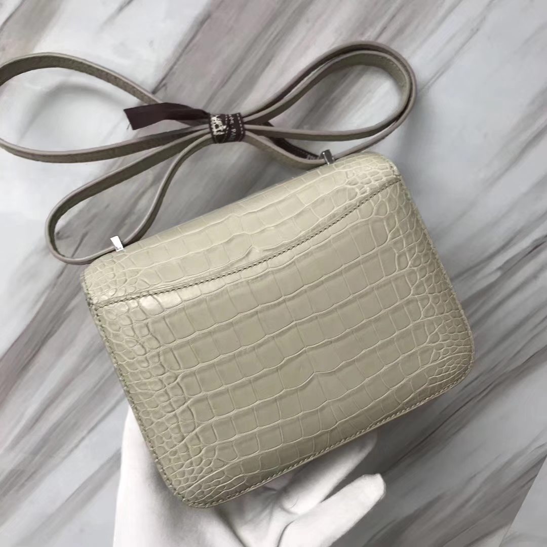 New Hermes 8L Beton White Crododile Matt Constance18CM Shoulder Bag Silver Hardware