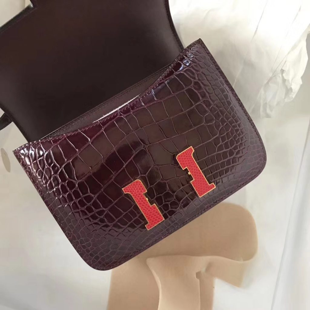 Elegant Hermes Constance Bag18CM  in CK57 Bordeaux Shiny Crocodile Leather Lizard Gold Hardware
