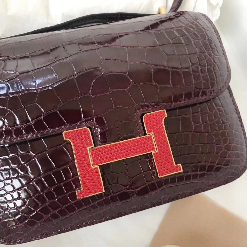 Elegant Hermes Constance Bag18CM  in CK57 Bordeaux Shiny Crocodile Leather Lizard Gold Hardware
