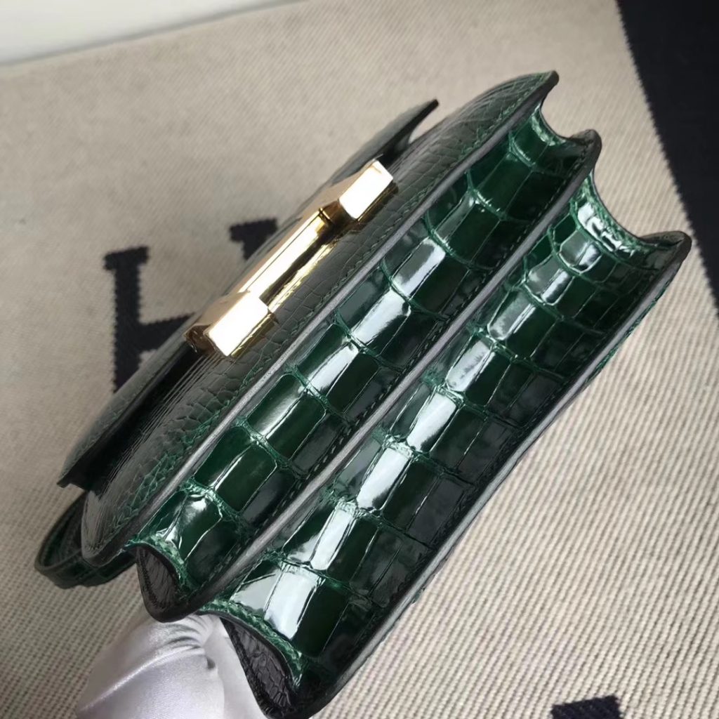 Luxury Hermes CK67 Vert Fonce Shiny Crocodile Constance Bag18CM Gold Hardware