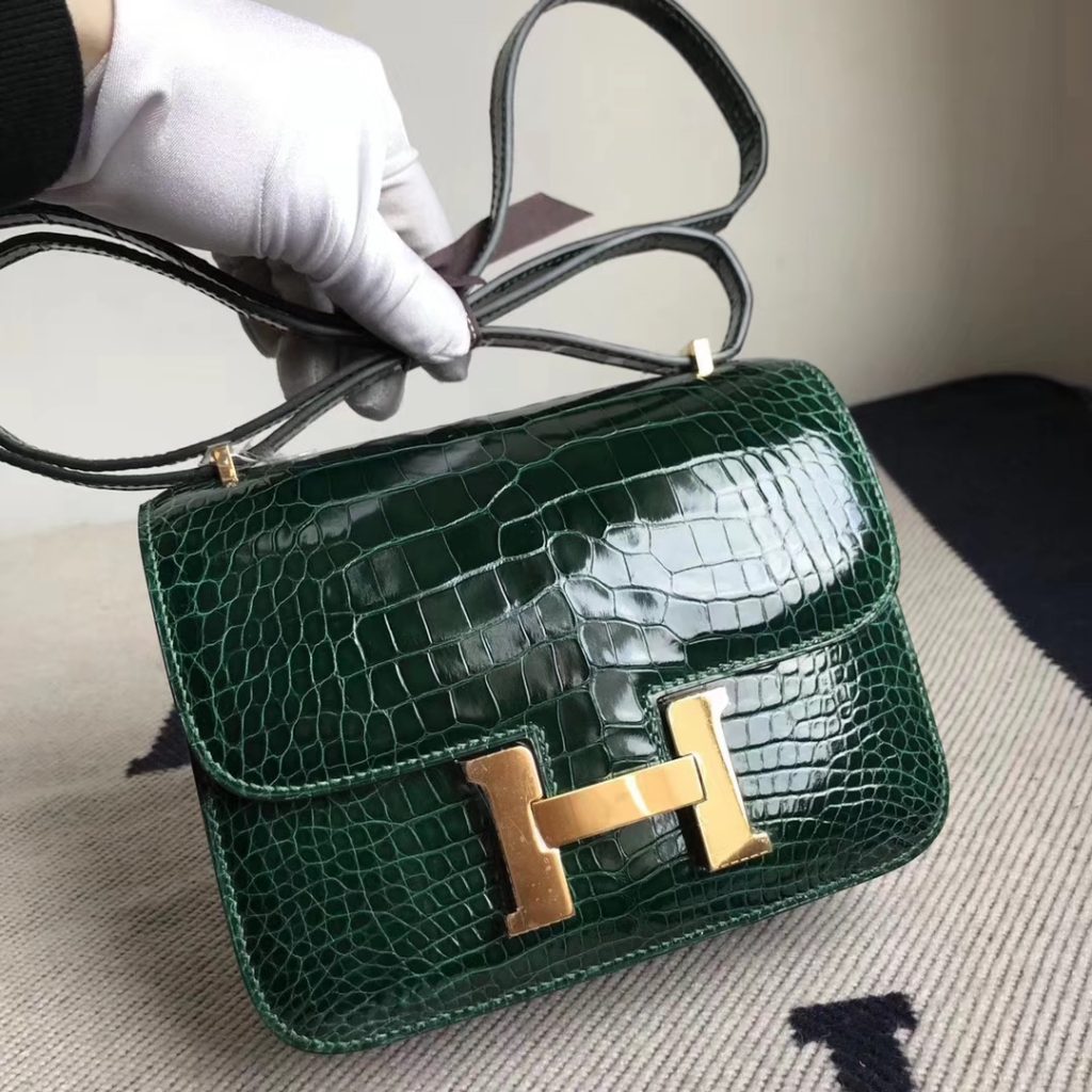Luxury Hermes CK67 Vert Fonce Shiny Crocodile Constance Bag18CM Gold Hardware