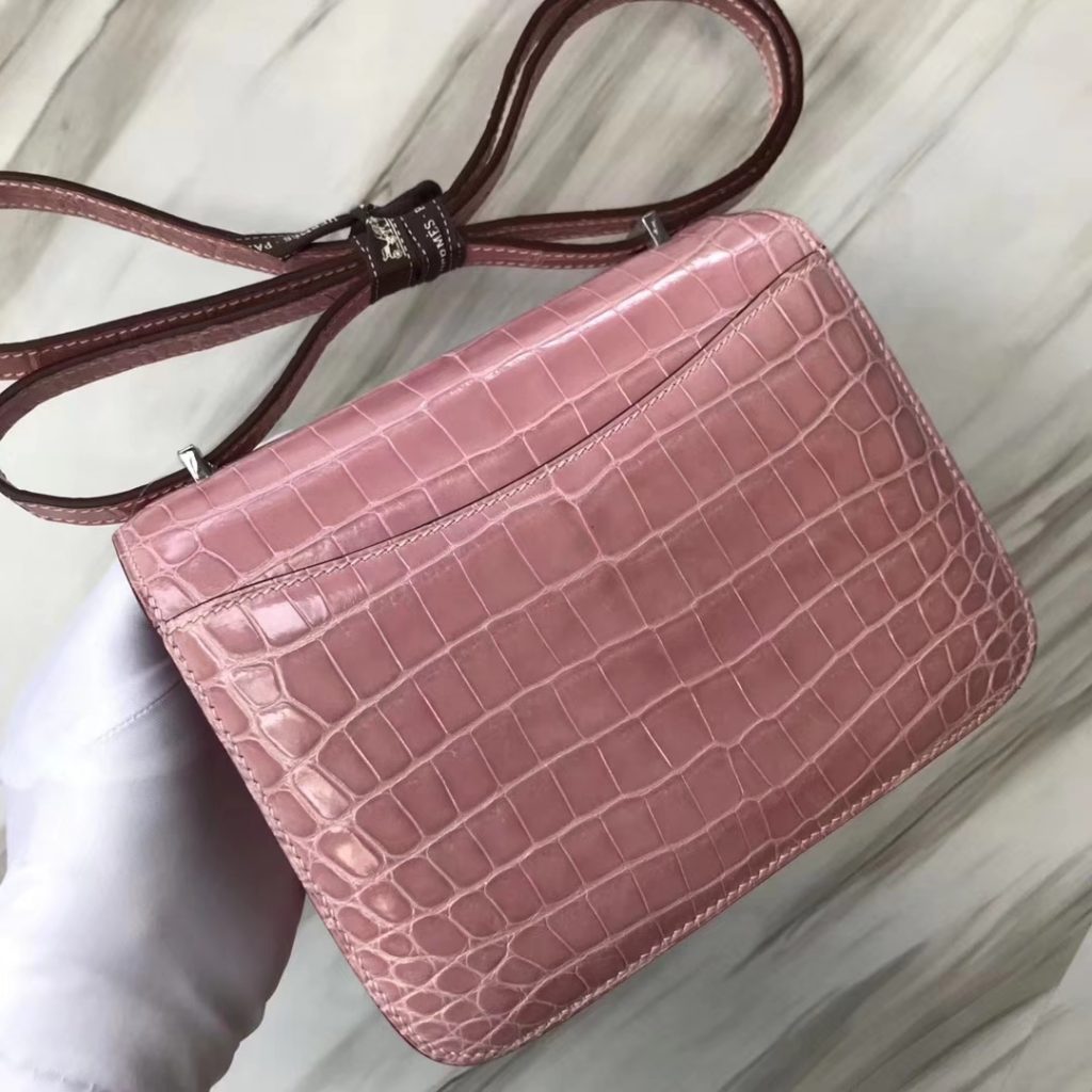 Discount Hermes Shiny Crocodile Constance18CM Shoulder Bag in 5Z Rose Indienne Silver Hardware