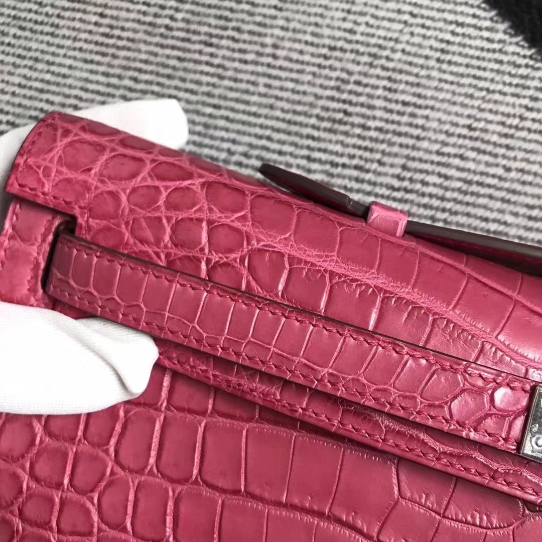 New Arrival Hermes Rose Peony Crocodile Matt Leather Kelly Cut Clutch Bag