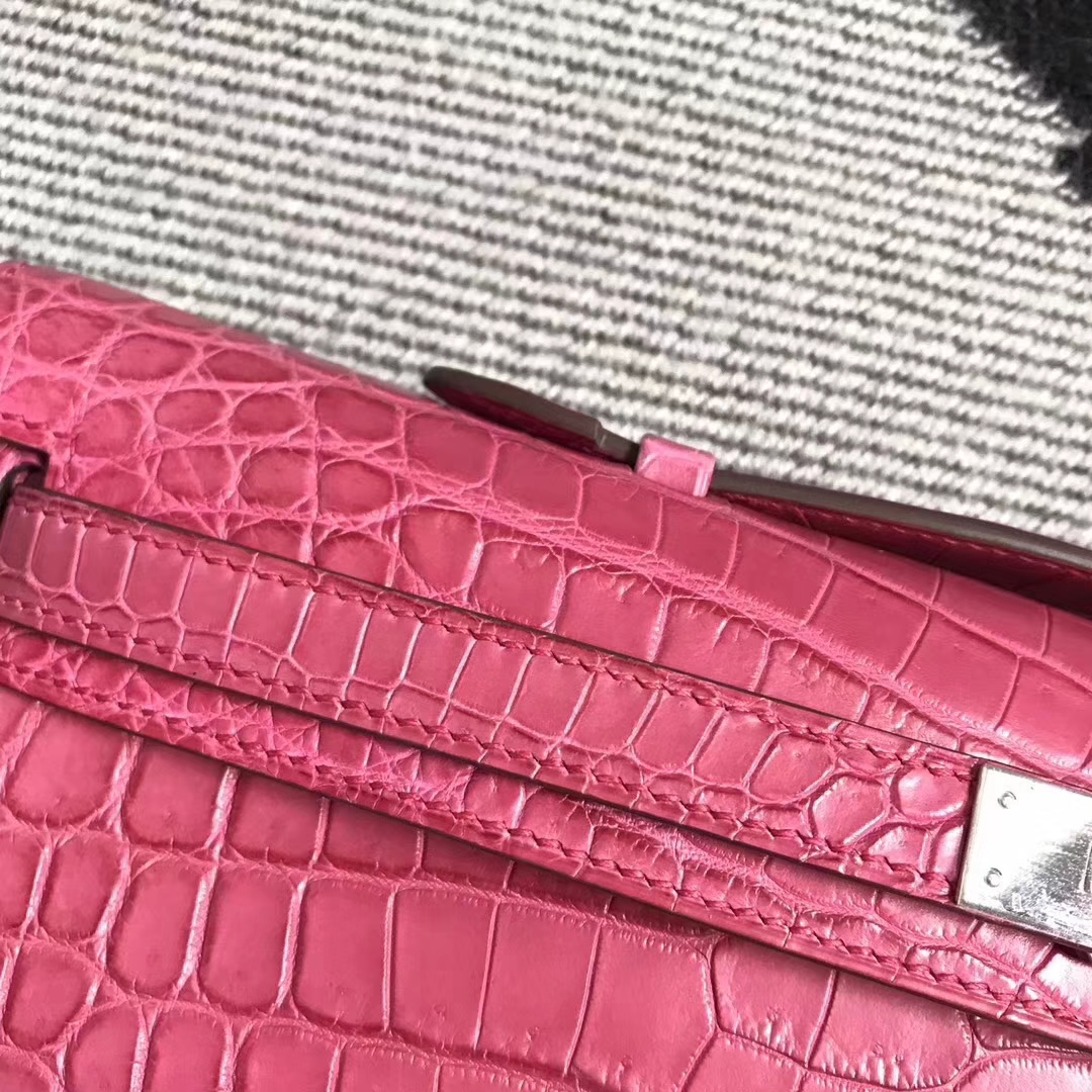 New Arrival Hermes Rose Peony Crocodile Matt Leather Kelly Cut Clutch Bag