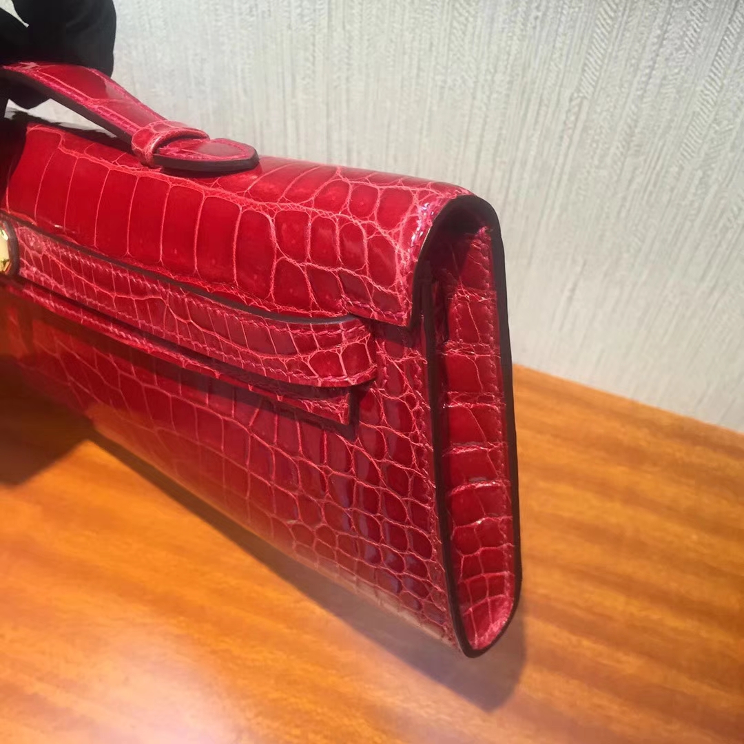 Luxury Hermes Shiny Crocodile Kelly Cut Evening Clutch Bag in Q5 Rouge Casaque