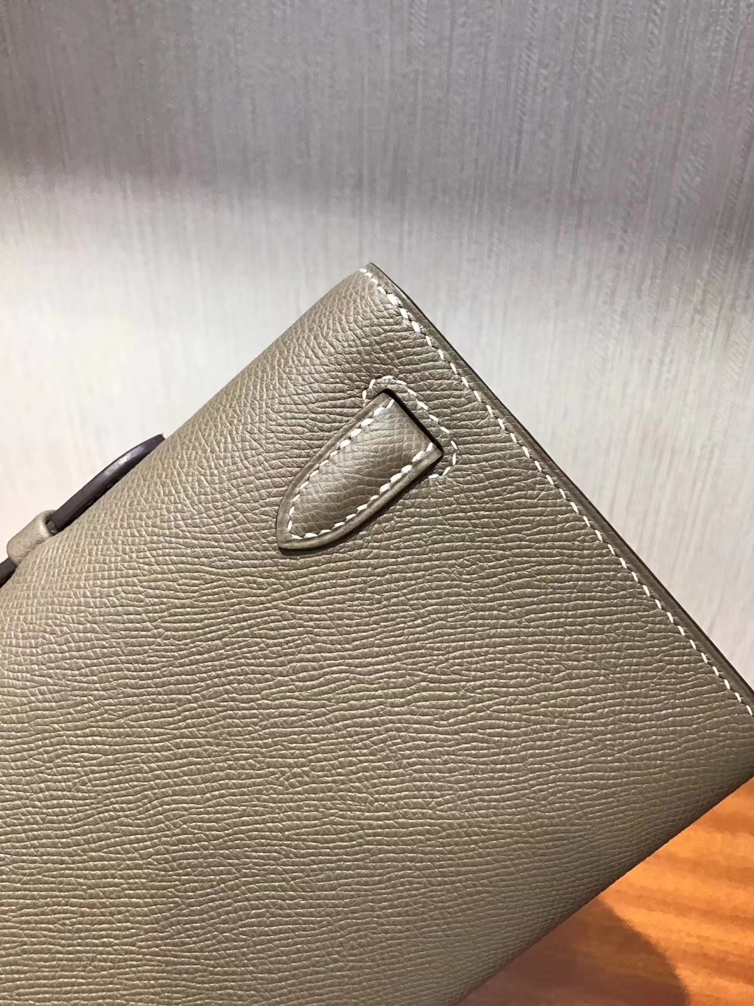 Noble Hermes C18 Etoupe Grey Epsom Calfskin Kelly Cut31CM Clutch Bag