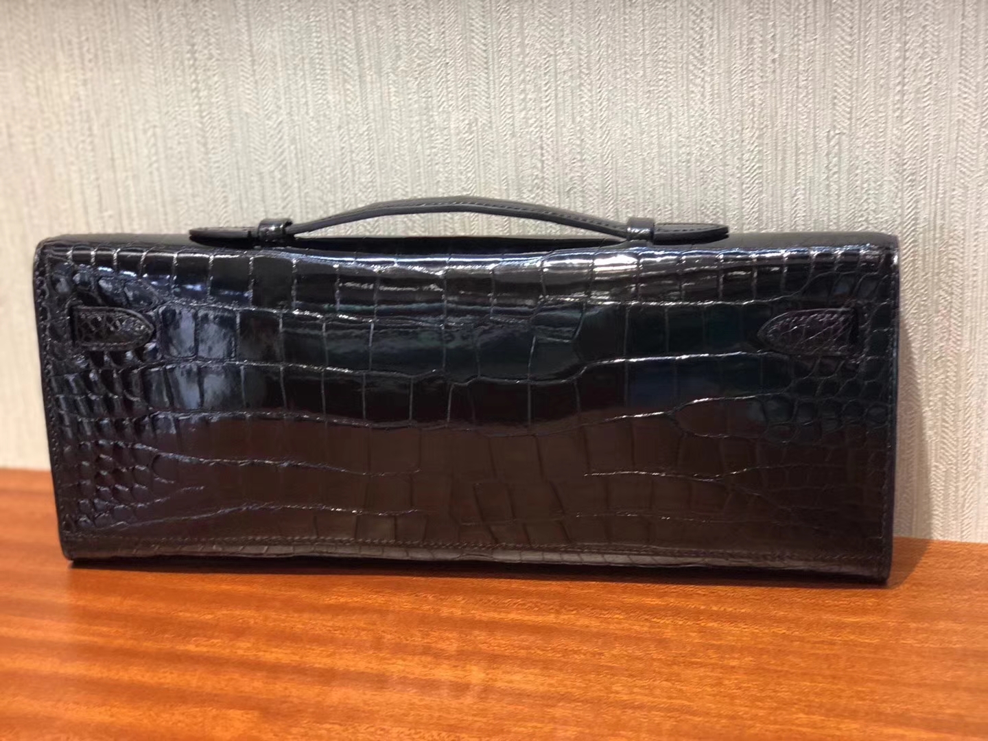 Wholesale Hermes Shiny Crocodile Kelly Cut Evening Bag in CK89 Black