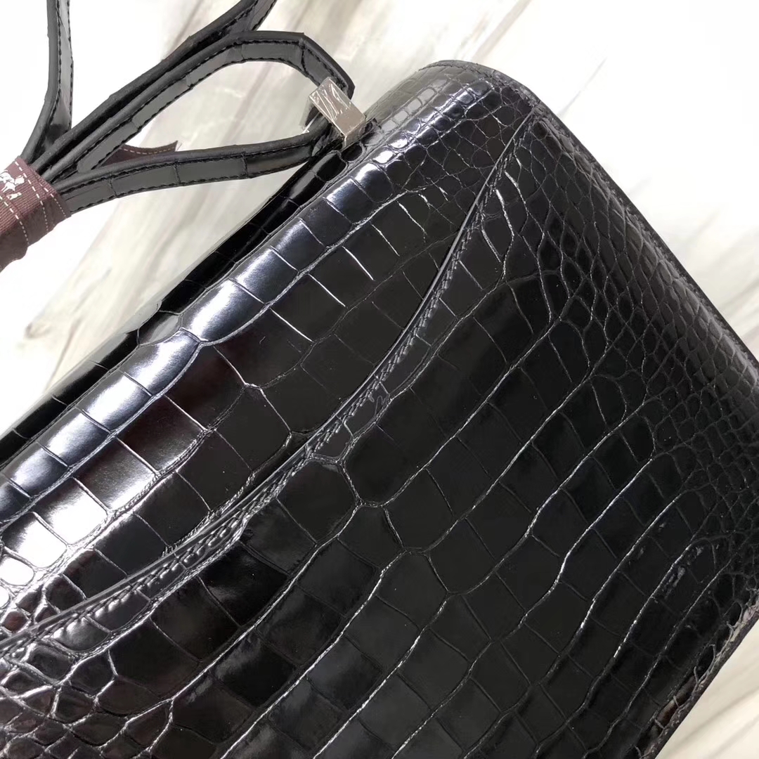 Stock Hermes CK89 Noir Shiny Crocodile Constance Bag24CM Silver Hardware